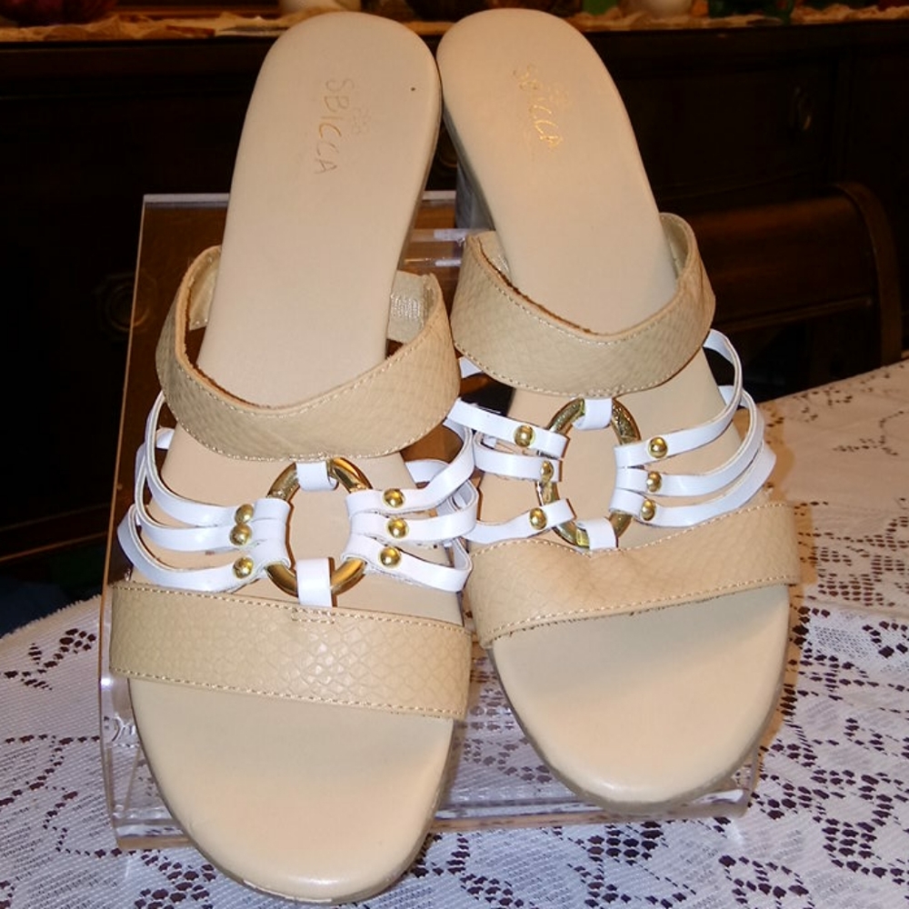 Sbicca sandles